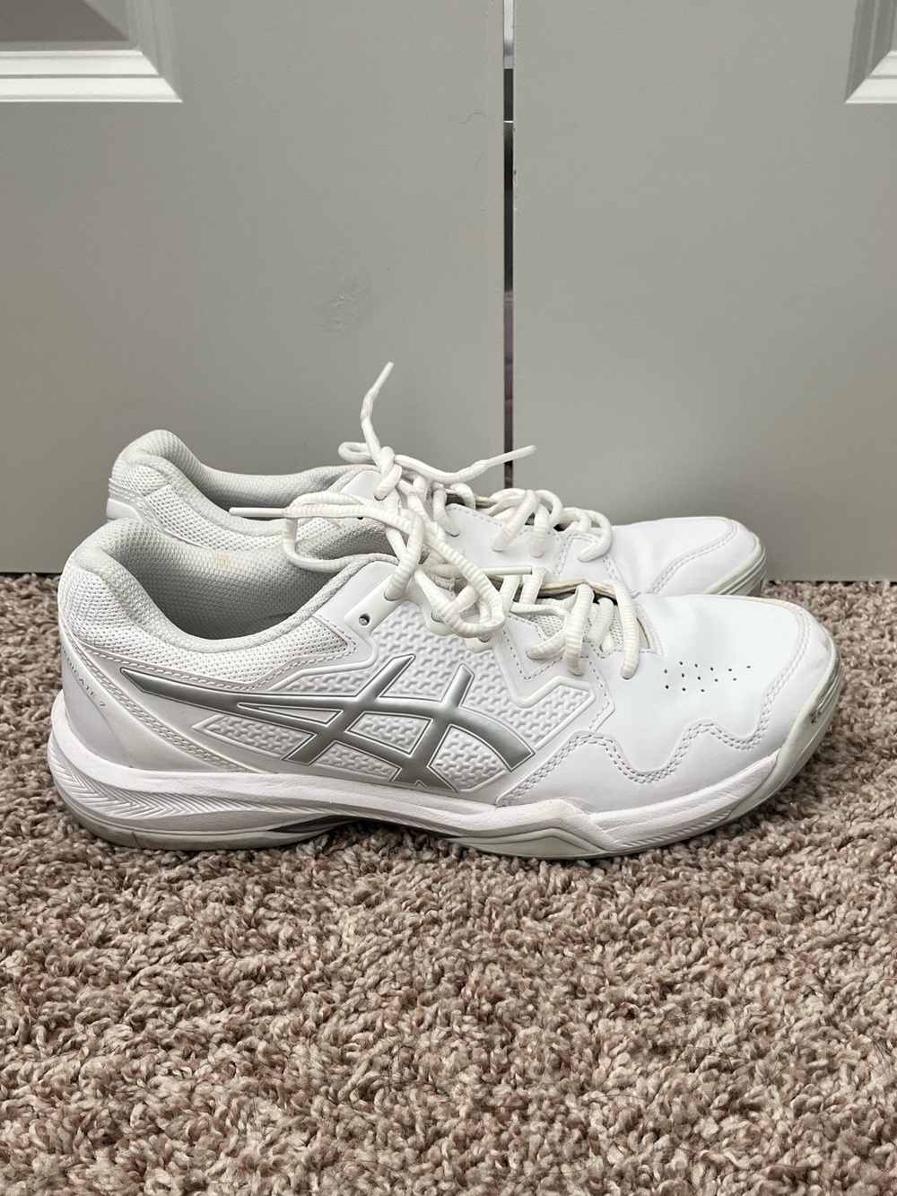 ASICS GEL-Contend 4 Mens Athletic Shoes US 9 White Gray